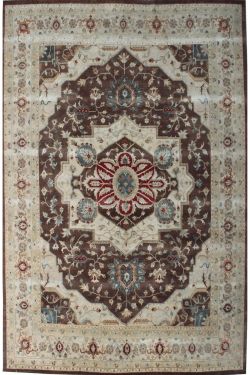 Kashan Chandelier Patterned Handmade carpet