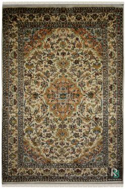 Ivory Gumbh Kashan