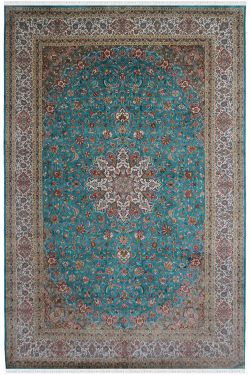 Large Silk Rug Center Medallion