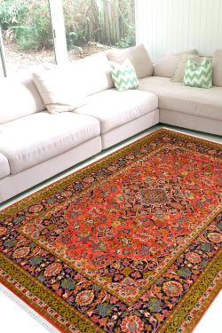 Auburn Medallion Woolen Carpet