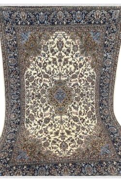 Handknotted Kashmiri Kashan Medallion Wool Carpet