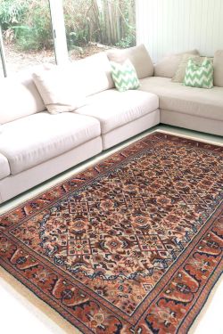 Inward Bidjar Handmade Carpet