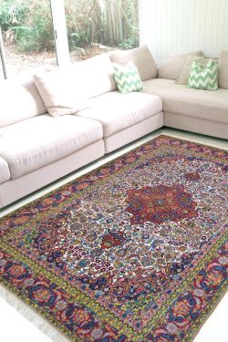 Kashan Numa Woolen Carpet