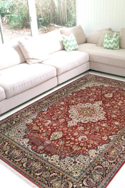 Laal Pendulum Medallion  Woolen Rug