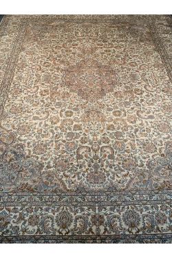 Kashan Medallion Fine Silk Carpet