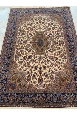 Ivory Kashan Handmade Rug