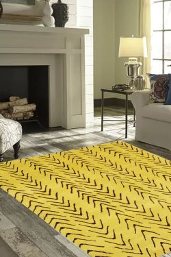 Outward Arrow Woolen Modern Carpet