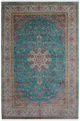 Large Silk Rug Center Medallion