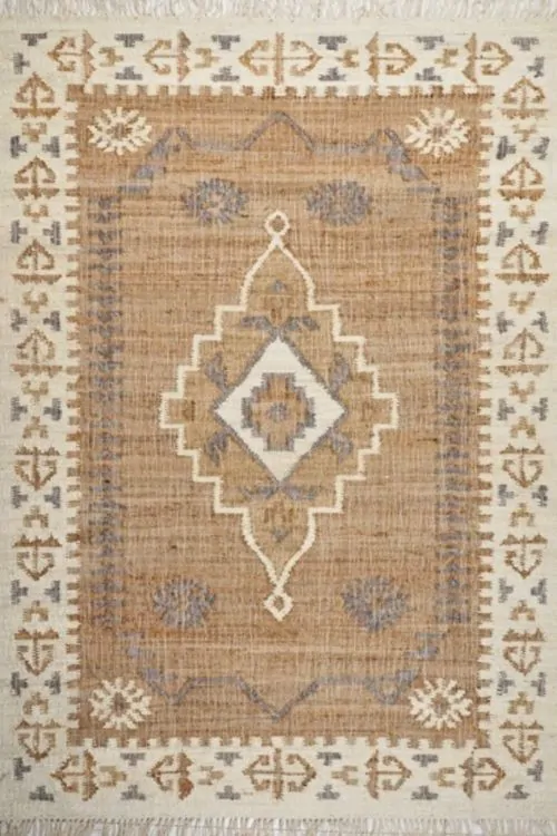 This is a natural fibre rug made from jute in brown colour. It measures 3' x 5' ft. (90 x 150 cm) and features a unique Medallion pattern.