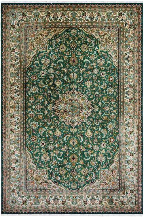 Gul Medallion Pattern handknotted Silk Rug