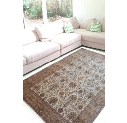 French Patti Woolen Area Rug