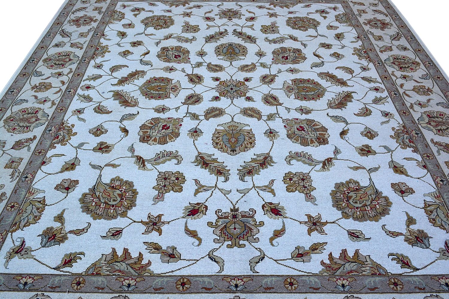 Shop Area Rugs online, Ivory kashan Cost Wool Carpet at best wool